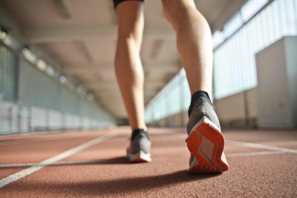Runnerstayingintheirownlane